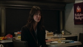 The Girls on the Bus - Season 01 Episode 10